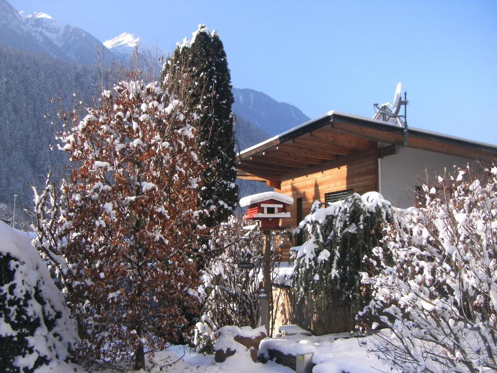 Pension Garni Gerhard Oetz Exteriör bild