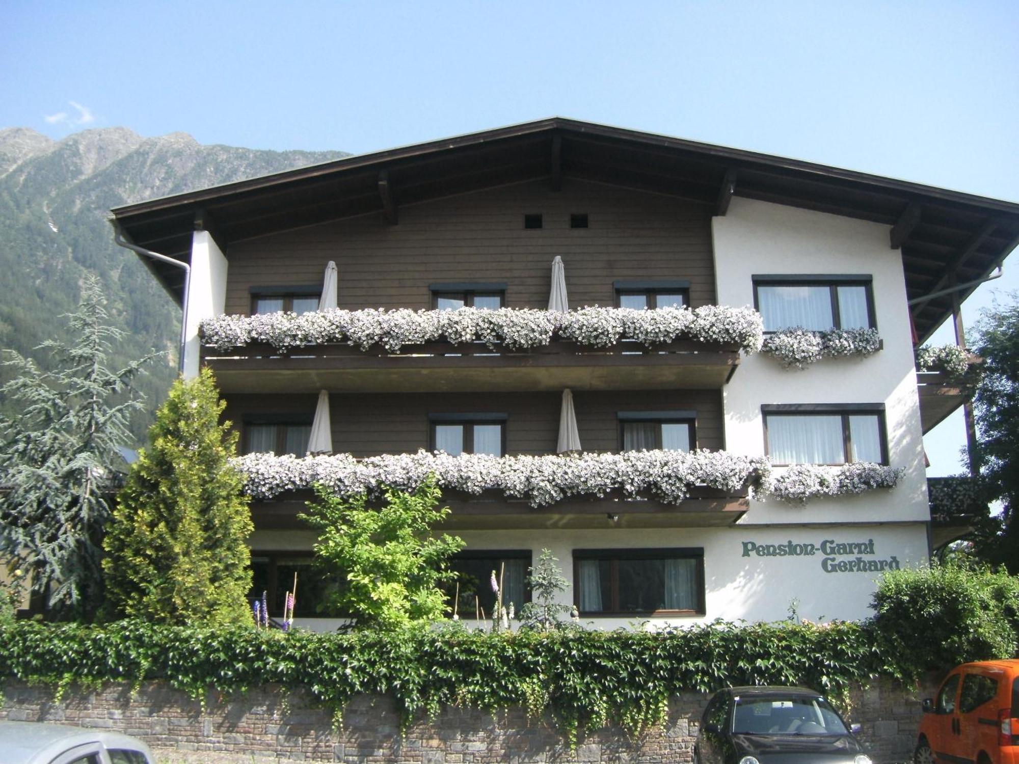 Pension Garni Gerhard Oetz Exteriör bild