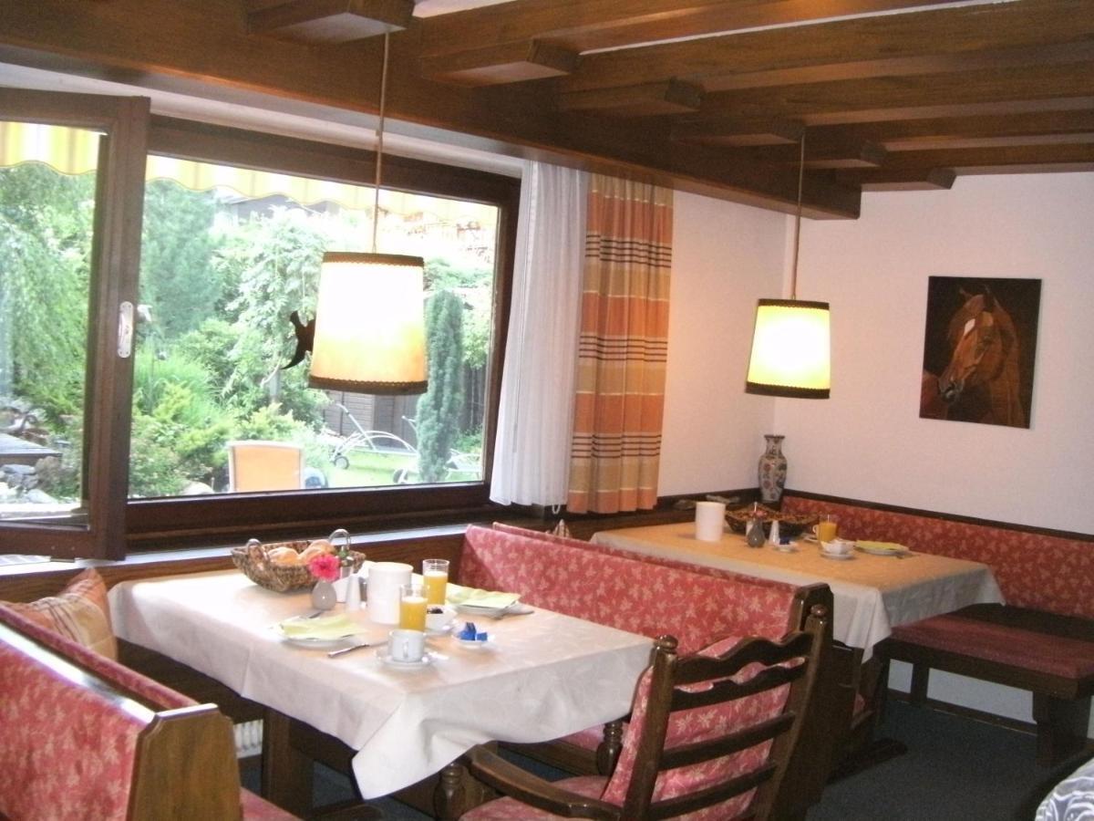 Pension Garni Gerhard Oetz Exteriör bild